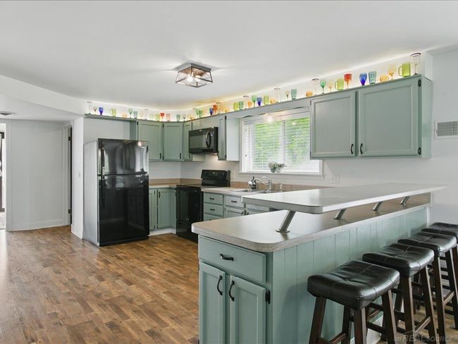 Kitchen | Image 13