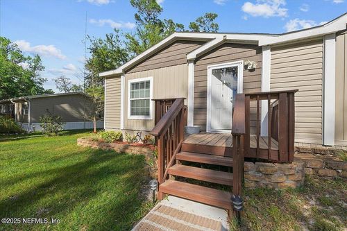 102 Lake Shore Ln, Crescent City, FL, 32112-4012 | Card Image