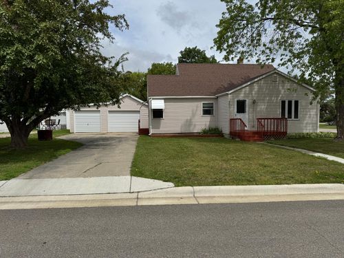 301 2nd Ave Sw, Clearbrook, MN, 56634-4800 | Card Image