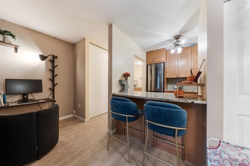 210-1545 E 2nd Ave, Vancouver, BC, V5N1C8 | Card Image