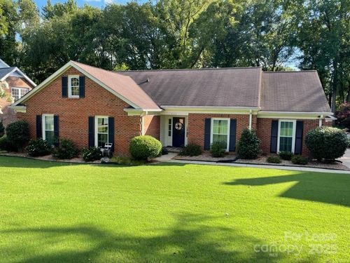 9524 Deer Spring Ln, Charlotte, NC, 28210-8024 | Card Image