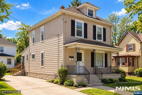 18 W Wood St, Paulsboro, NJ, 08066-1447 | Card Image