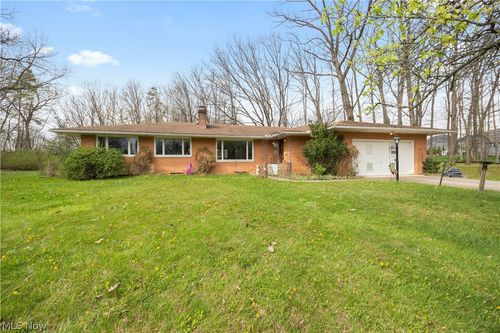 7564 Winding Way, Brecksville, OH, 44141-1926 | Card Image