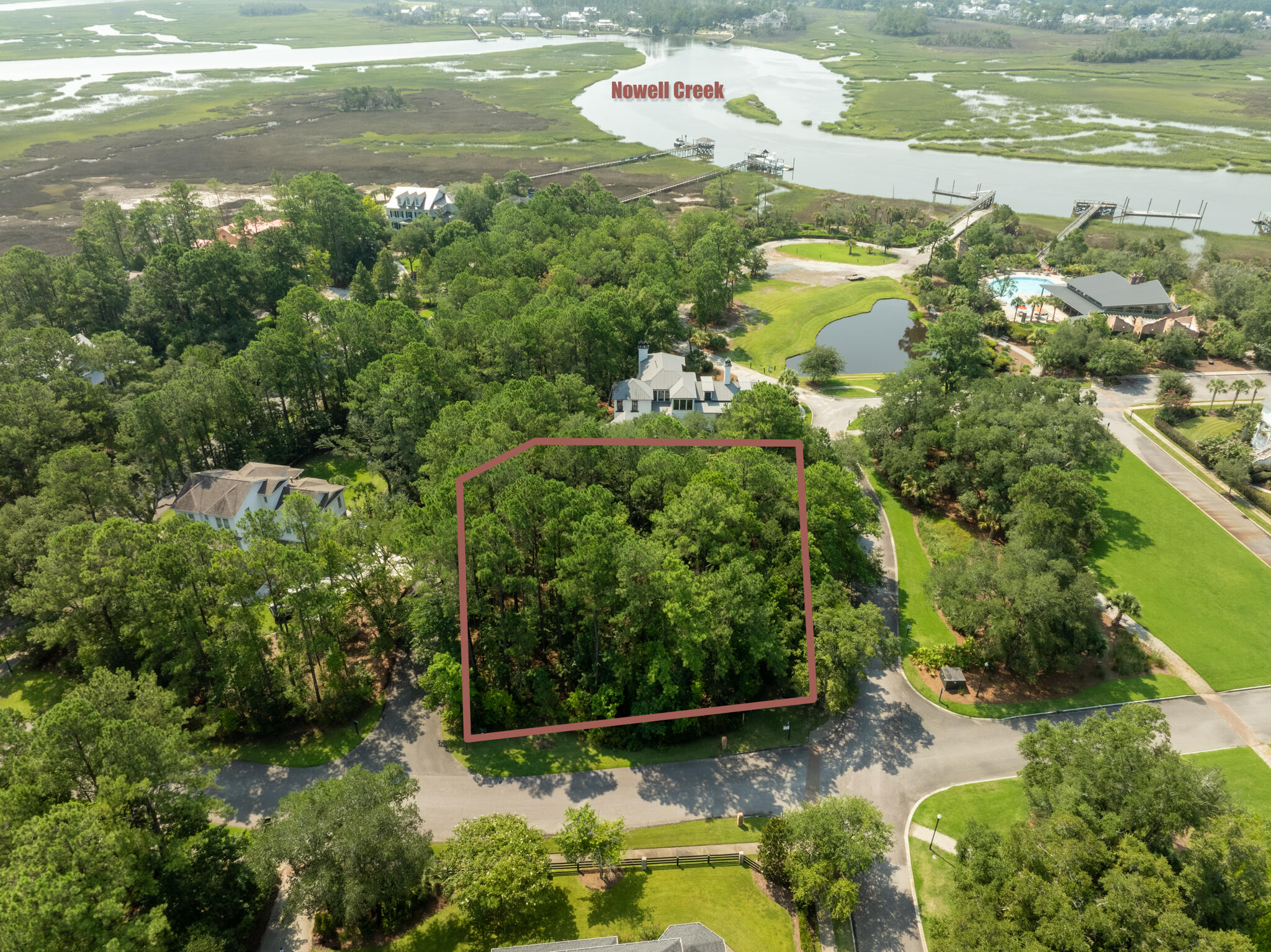 Land in Charleston