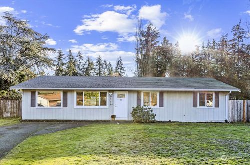 9116 Fawnlily Circle W, University Place, WA, 98467 | Card Image