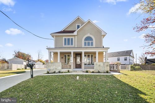 10009 Sinnott Ct, BETHESDA, MD, 20817-1717 | Card Image