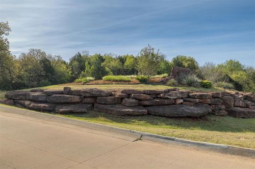 20100 Rock Hollow Dr, Arcadia, OK, 73007-8110 | Card Image