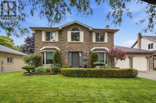 7046 Diane Cres, London, ON, N6P1G2 | Card Image
