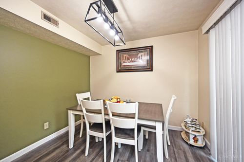 1676 Devils Backbone Rd, Cincinnati, OH, 45233 | Card Image