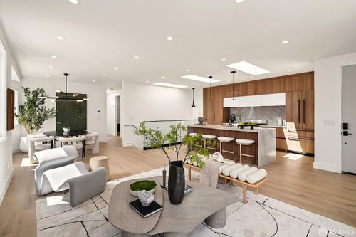 2341 28th Ave, San Francisco, CA, 94116-2330 | Card Image