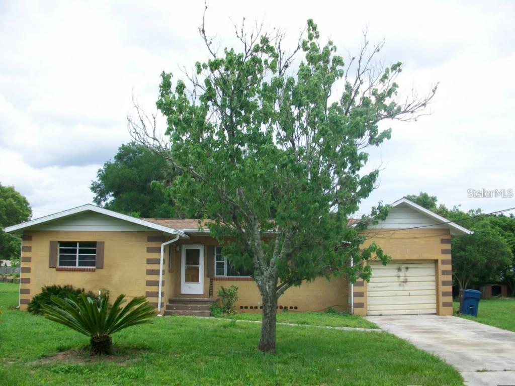 Lantern Ln, Deland, FL 32720