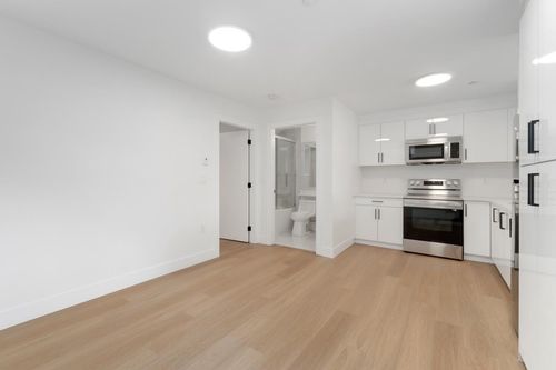 2-2666 E 6th Ave, Vancouver, BC, V5M1R3 | Card Image