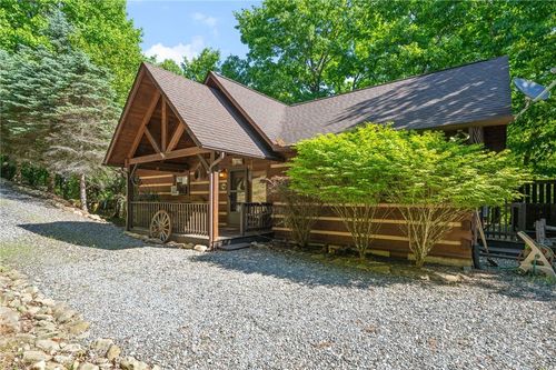 349 Wildcat Estates Dr, Deep Gap, NC, 28618-9052 | Card Image