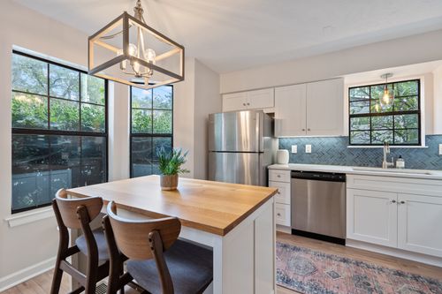 515 Chesterfield Ave, Nashville, TN, 37212 | Card Image