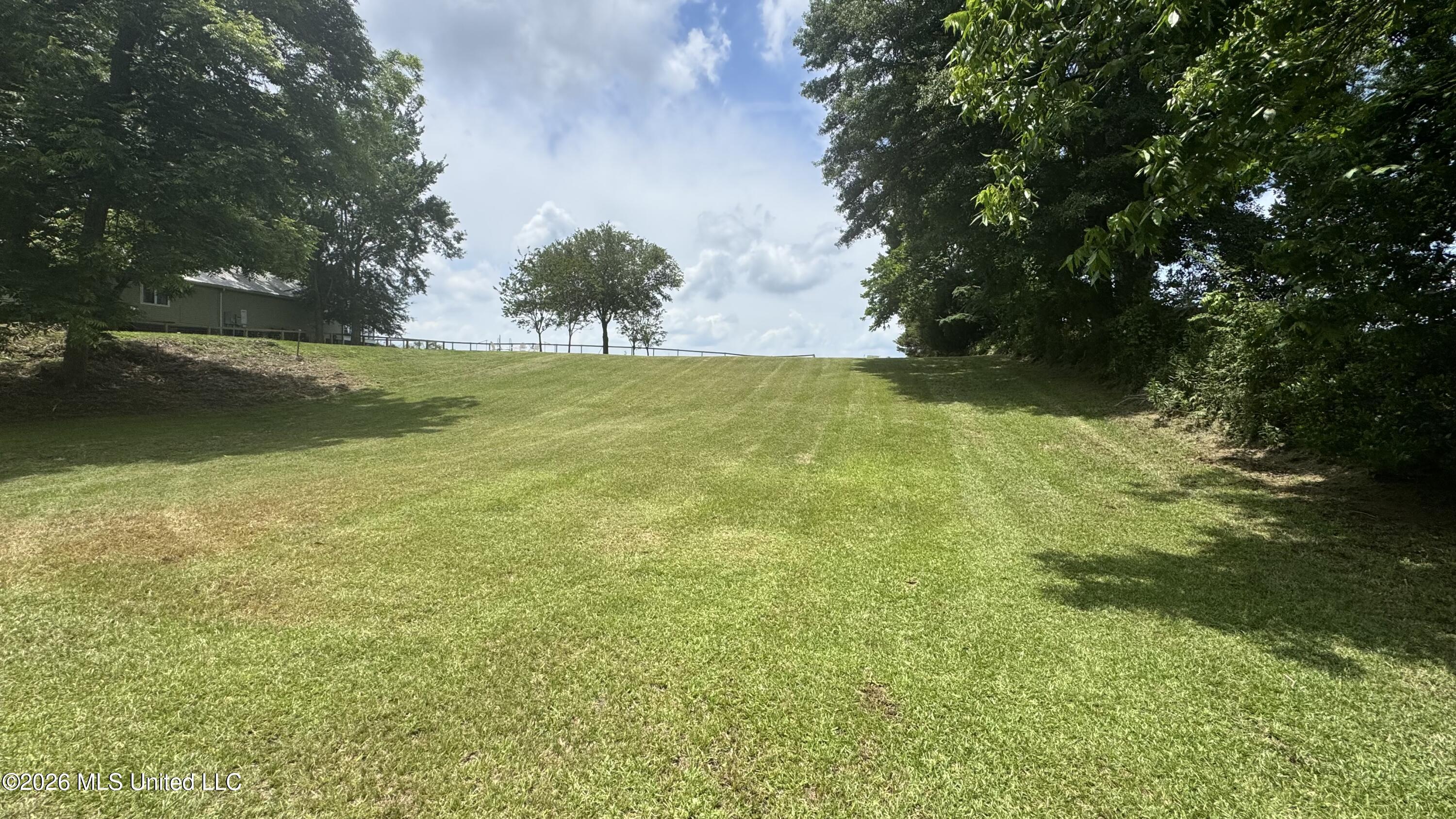 Land in Natchez 3