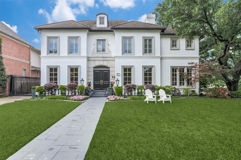 San Carlos St, Dallas, TX 75205