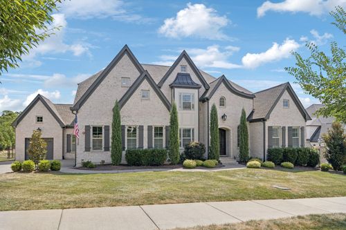 238 Bishops Gate Dr, Franklin, TN, 37064-3716 | Card Image