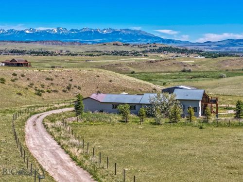 30 Wineglass Loop N, Livingston, MT, 59047-8950 | Card Image