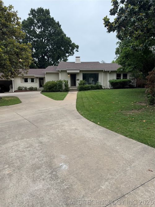 3245 S Victor Ave, Tulsa, OK, 74105-2229 | Card Image