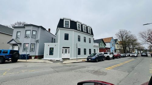 806 Saratoga St, Boston, MA, 02128-1147 | Card Image