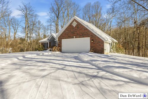 11410 Windsor Dr Ne, Sparta, MI, 49345-8516 | Card Image