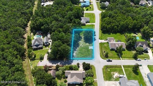 405 Taylor Trl, Waveland, MS, 39576-3871 | Card Image