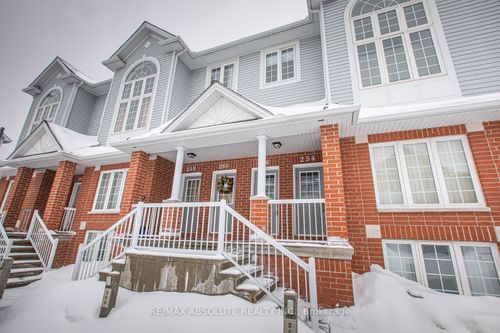 246 Gershwin Private, Bells Corners and South to Fallowfield, ON, K2H1G5 | Card Image