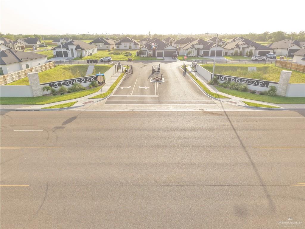 Land in Edinburg 2