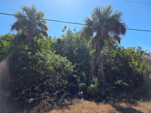 698 Lomond Dr, Port Charlotte, FL, 33953-1531 | Card Image