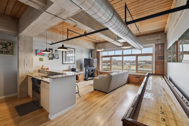UNIT-407 - 100 Market St, Condo with 2 bedrooms, 2 bathrooms and null parking in Des Moines IA | Image 12