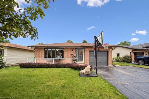 7 Eastview Dr, Arthur, ON, N0G1A0 | Card Image