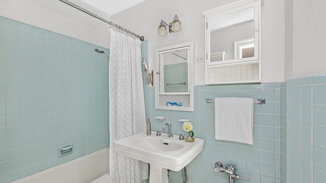 APT-12A - 3300 N Lake Shore Dr, Home with 3 bedrooms, 3 bathrooms and 1 parking in CHICAGO IL | Image 18