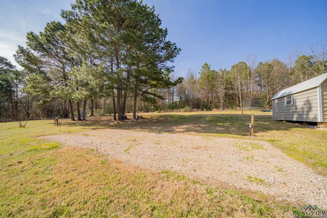 13975 State Highway 43 E, House other with 4 bedrooms, 2 bathrooms and null parking in Tatum TX | Image 32