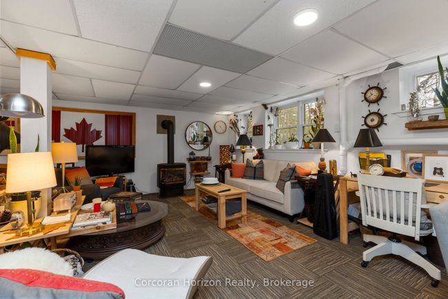 2517 Honey Harbour Rd, House other with 2 bedrooms, 2 bathrooms and 8 parking in Port Severn ON | Image 25