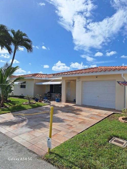 5803 Nw 86th Ter, Tamarac, FL, 33321-4435 | Card Image