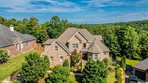 8 Ledge Rock Cv, Little Rock, AR, 72211-3887 | Card Image