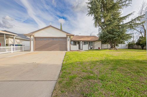 715 Rosehill Dr, Chowchilla, CA, 93610 | Card Image