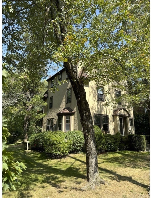 Twitchell St, Wellesley, MA 02482