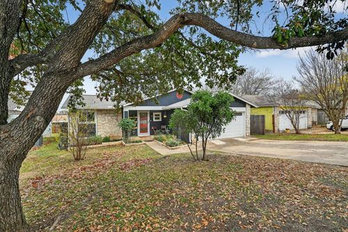 3104 Harpers Ferry Ln, Austin, TX, 78745-6721 | Card Image