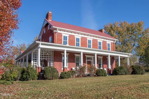 240 Maplehurst Ln, Bluff City, TN, 37618-1512 | Card Image