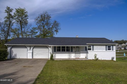 131 Aggie St, Hollidaysburg, PA, 16648-9616 | Card Image