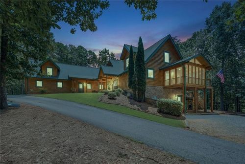 302 Bumpy Trl, dawsonville, GA, 30534-8686 | Card Image