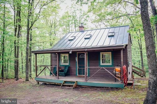 124 Wild Boar Rd, Paw Paw, WV, 25434-8971 | Card Image