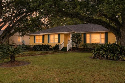 101 Bourgeois St, Welsh, LA, 70591-4355 | Card Image