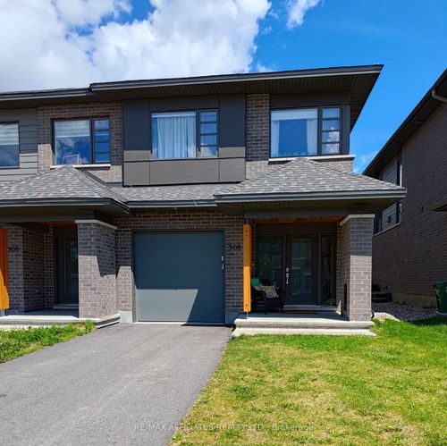 508 Borbridge Ave, Manotick, ON, K4M0H9 | Card Image