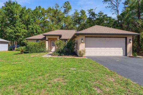 9735 W Dunnellon Rd, CRYSTAL RIVER, FL, 34428-7251 | Card Image