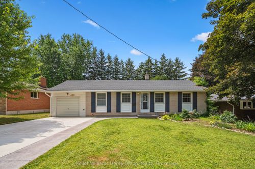 425 Elgin St, Fergus, ON, N1M2C1 | Card Image