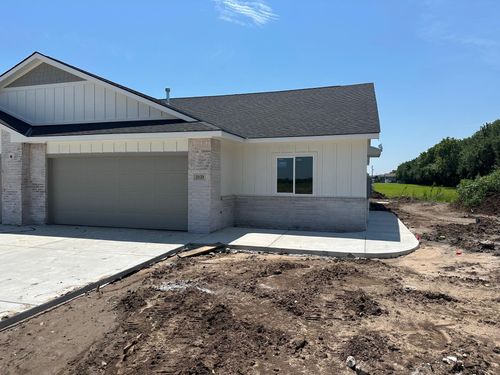 2121 W Elk Ridge Ave, Goddard, KS, 67052 | Card Image