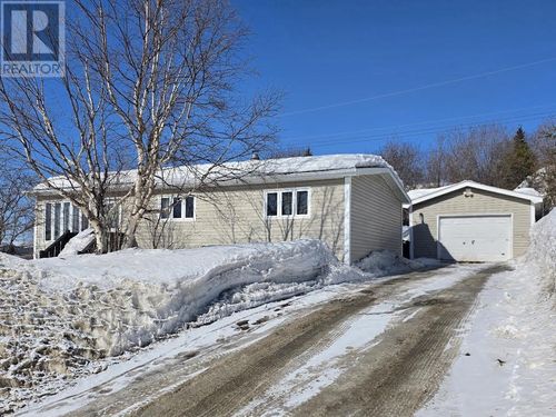 1 Cabot Dr, Wabush, NL, A2V | Card Image