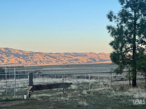 7451 Foothill Rd, Cuyama, CA, 93254 | Card Image